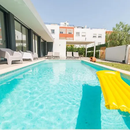 Villa 91 By Algartur *
