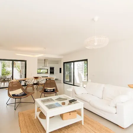 91 By Algartur Tavira