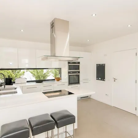 Villa 91 By Algartur *