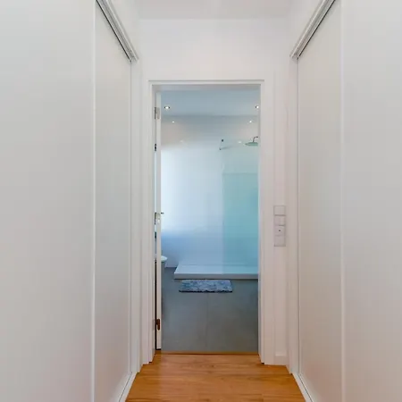 91 By Algartur Tavira