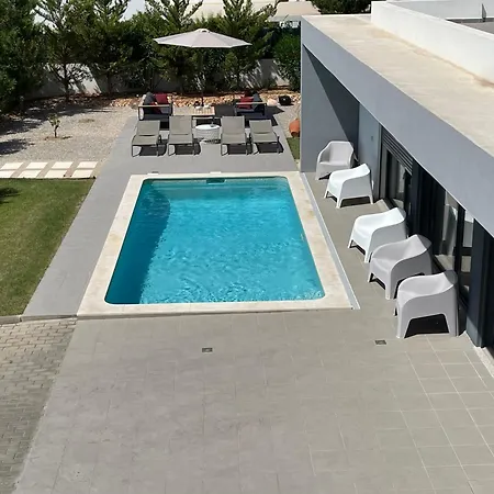 Villa 91 By Algartur